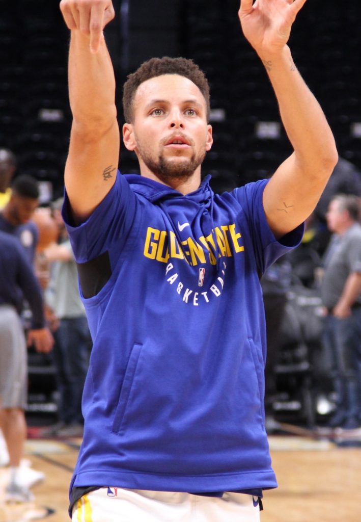 Steph Curry puts up a new career high