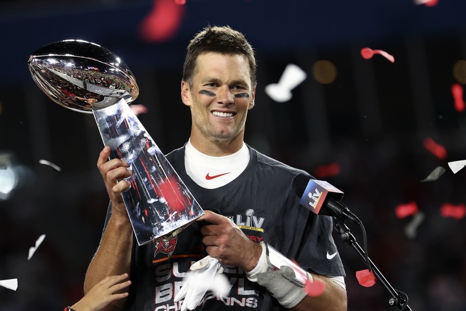 Tom Brady wins historic 7th Super Bowl